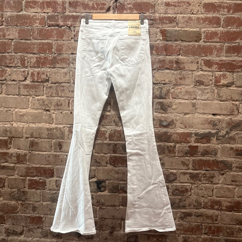 NWT L'AGENCE Elysee White Low Rise Flare Jeans Size 25 - Picture 6 of 6